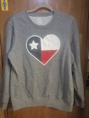 Home Free Gray Heart-Print Crewneck Sweatshirt.   Box 46